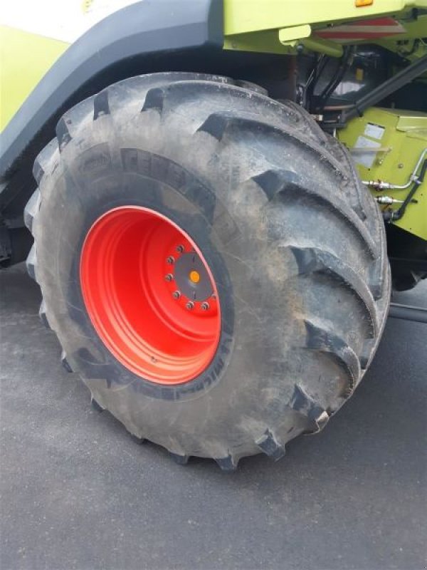 Mähdrescher des Typs CLAAS GEBR. MÄHDRESCHER LEXION 750, Gebrauchtmaschine in Mockrehna (Bild 18)