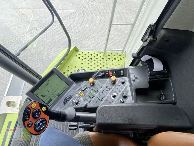 Mähdrescher des Typs CLAAS LEXION 570TT MIT V750+TW, Gebrauchtmaschine in Vohburg (Bild 12)