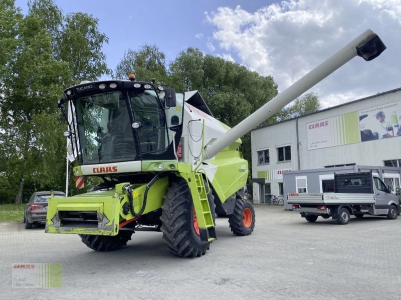 CLAAS TUCANO 430 MIT V540+TW