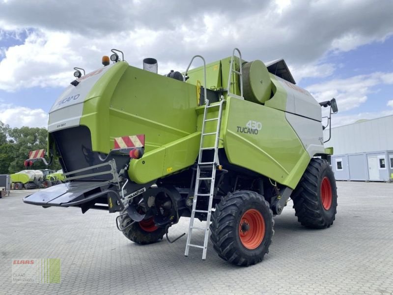 Mähdrescher des Typs CLAAS TUCANO 430 MIT V540+TW, Gebrauchtmaschine in Vohburg (Bild 4)